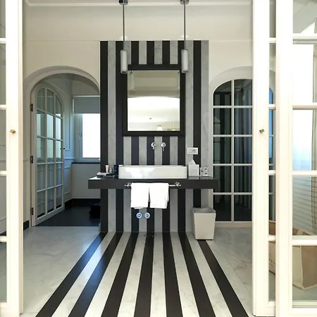 فندق ماميلا