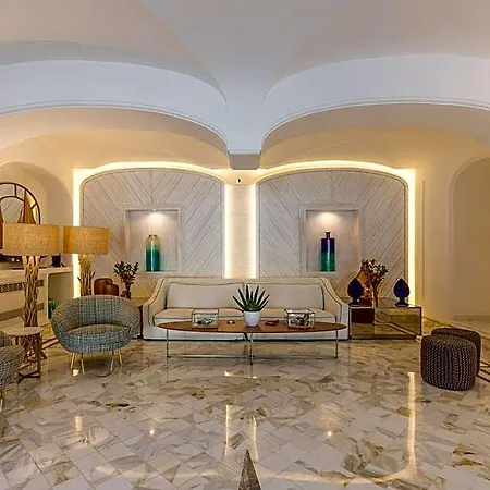 Szálloda Mamela Capri