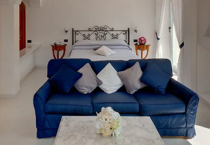 Mamela Hotel Capri