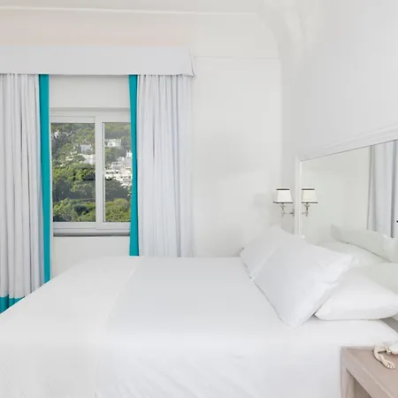 Mamela 4* Capri