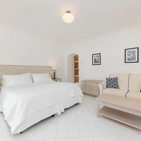 Mamela Hotel Capri