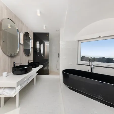 Mamela 4* Capri