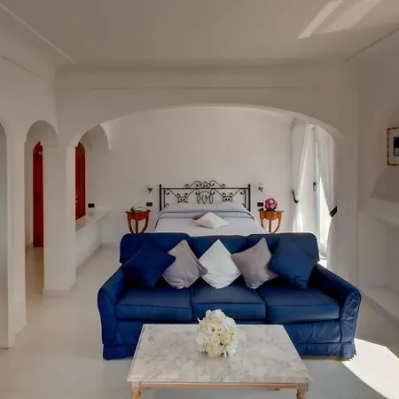 Mamela Hotel 4*