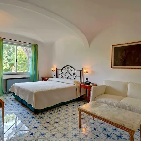 Mamela Hotel